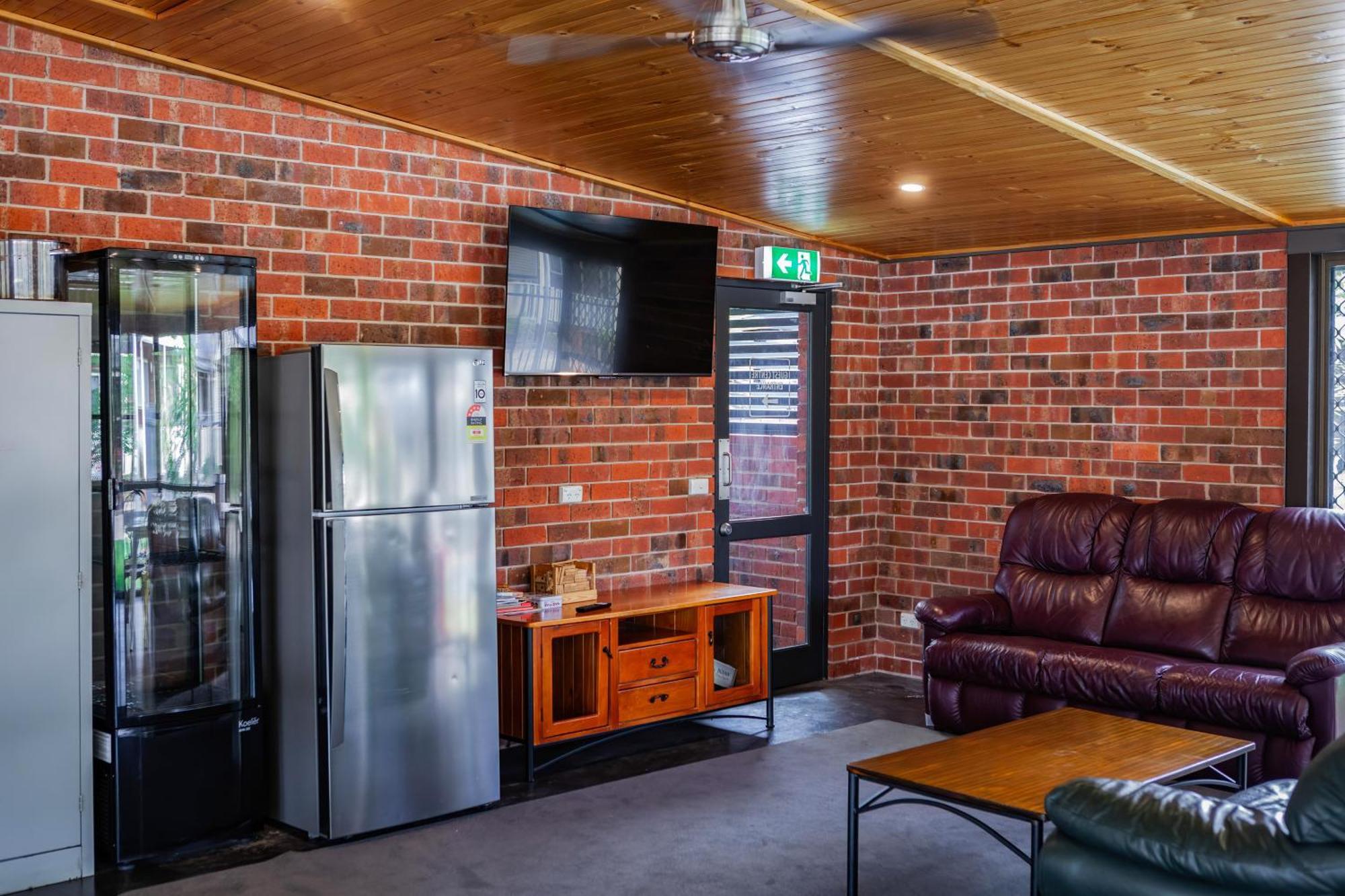 Big4 Albury Tourist Park Hotell Exteriör bild