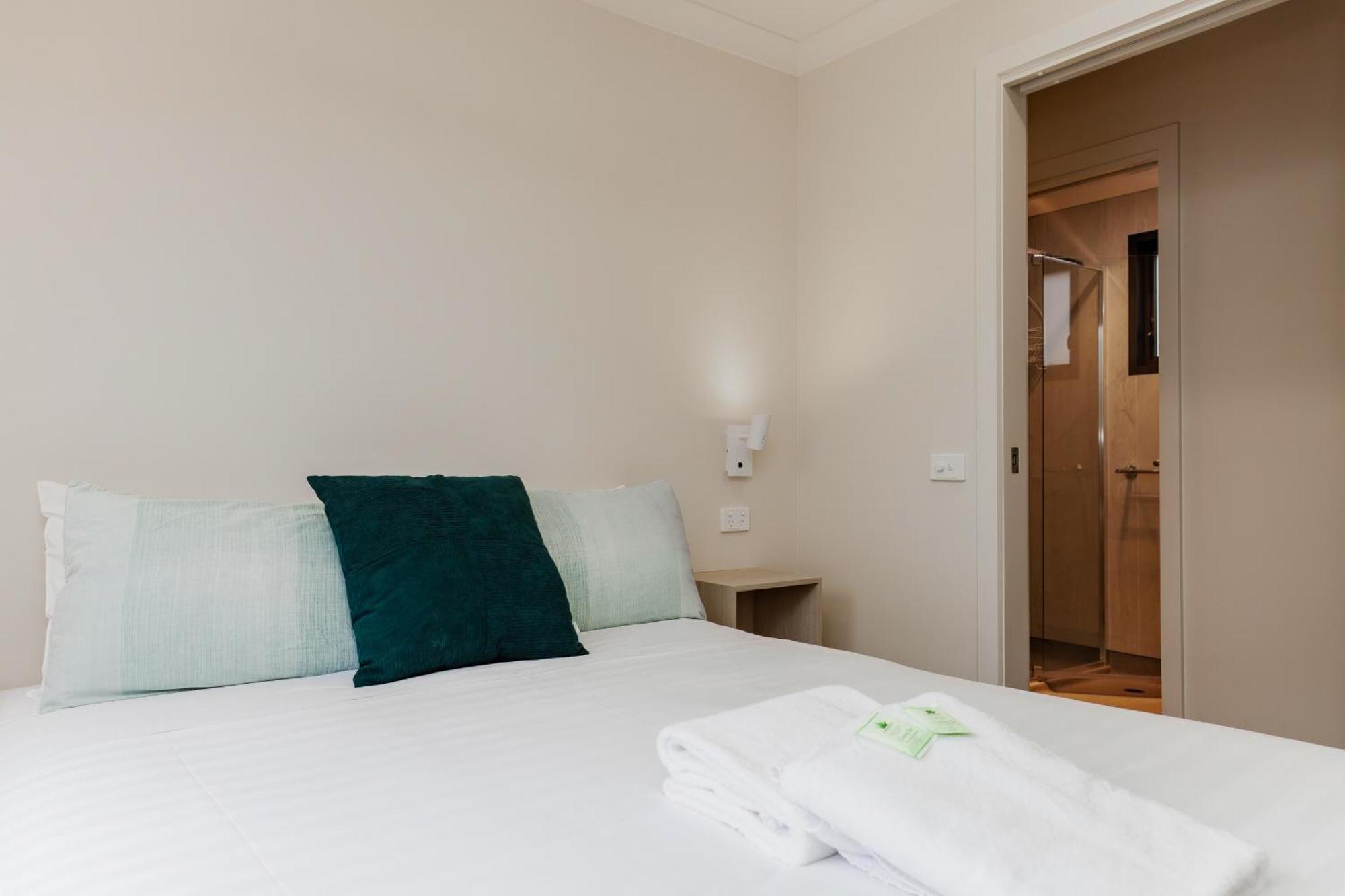 Big4 Albury Tourist Park Hotell Exteriör bild