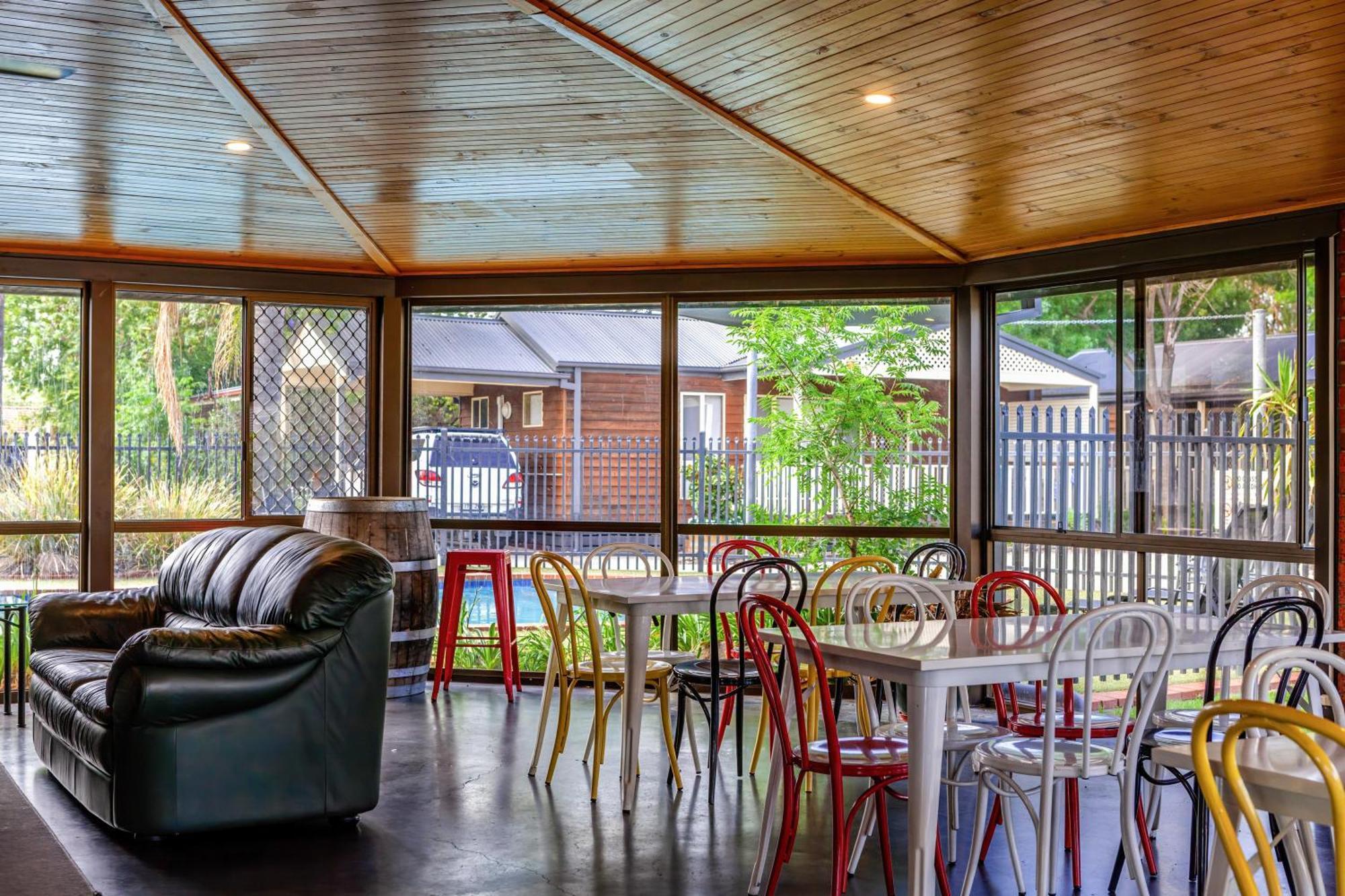 Big4 Albury Tourist Park Hotell Exteriör bild