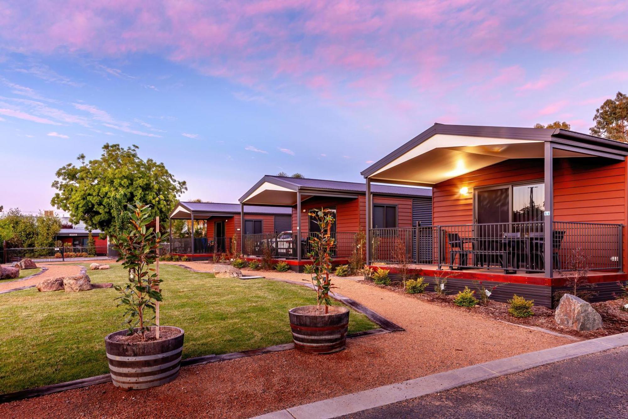 Big4 Albury Tourist Park Hotell Exteriör bild