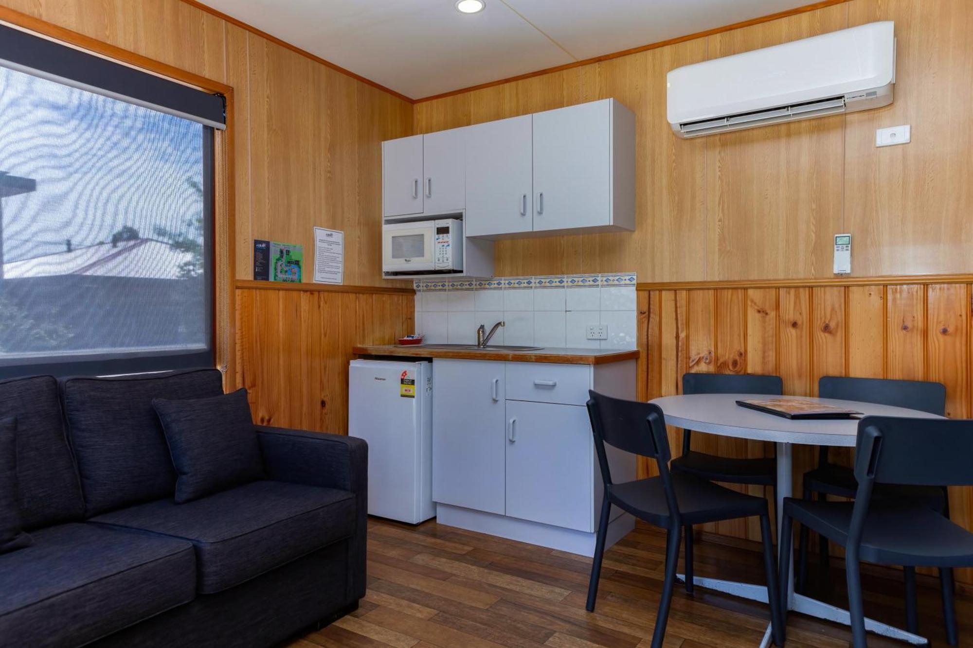 Big4 Albury Tourist Park Hotell Exteriör bild