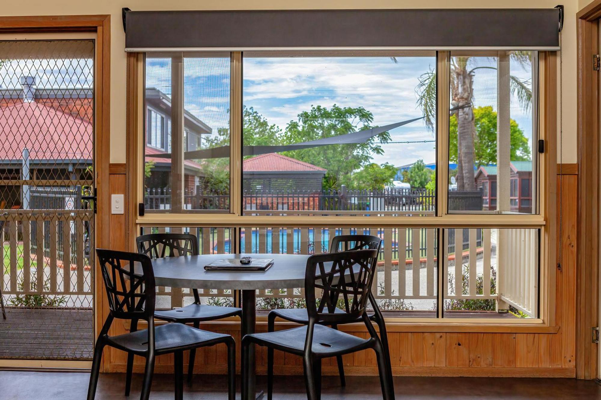 Big4 Albury Tourist Park Hotell Exteriör bild
