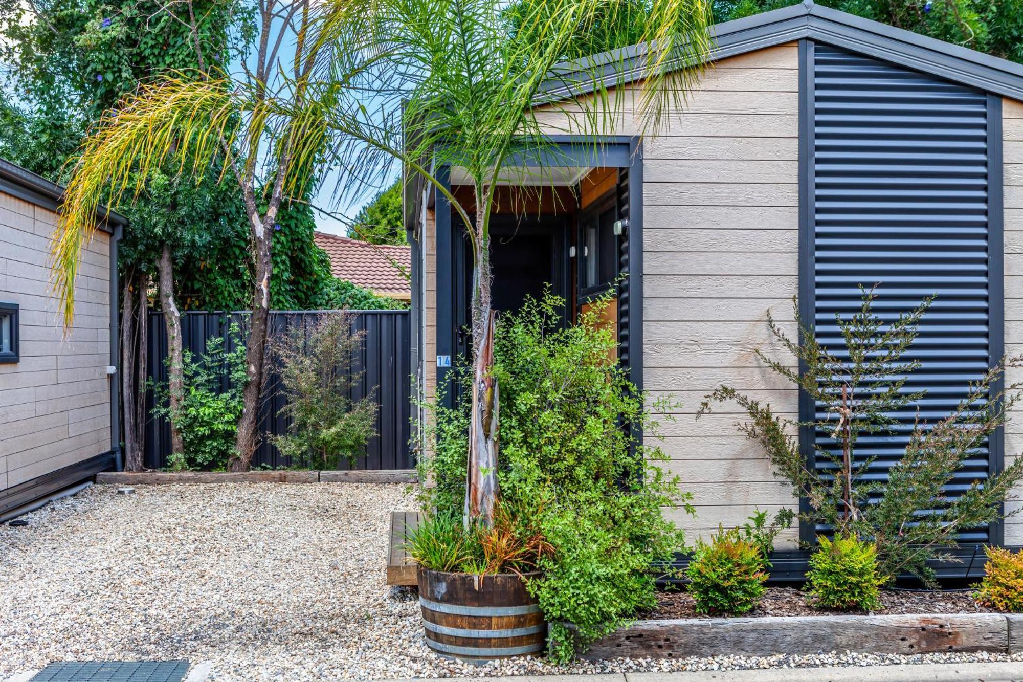 Big4 Albury Tourist Park Hotell Exteriör bild
