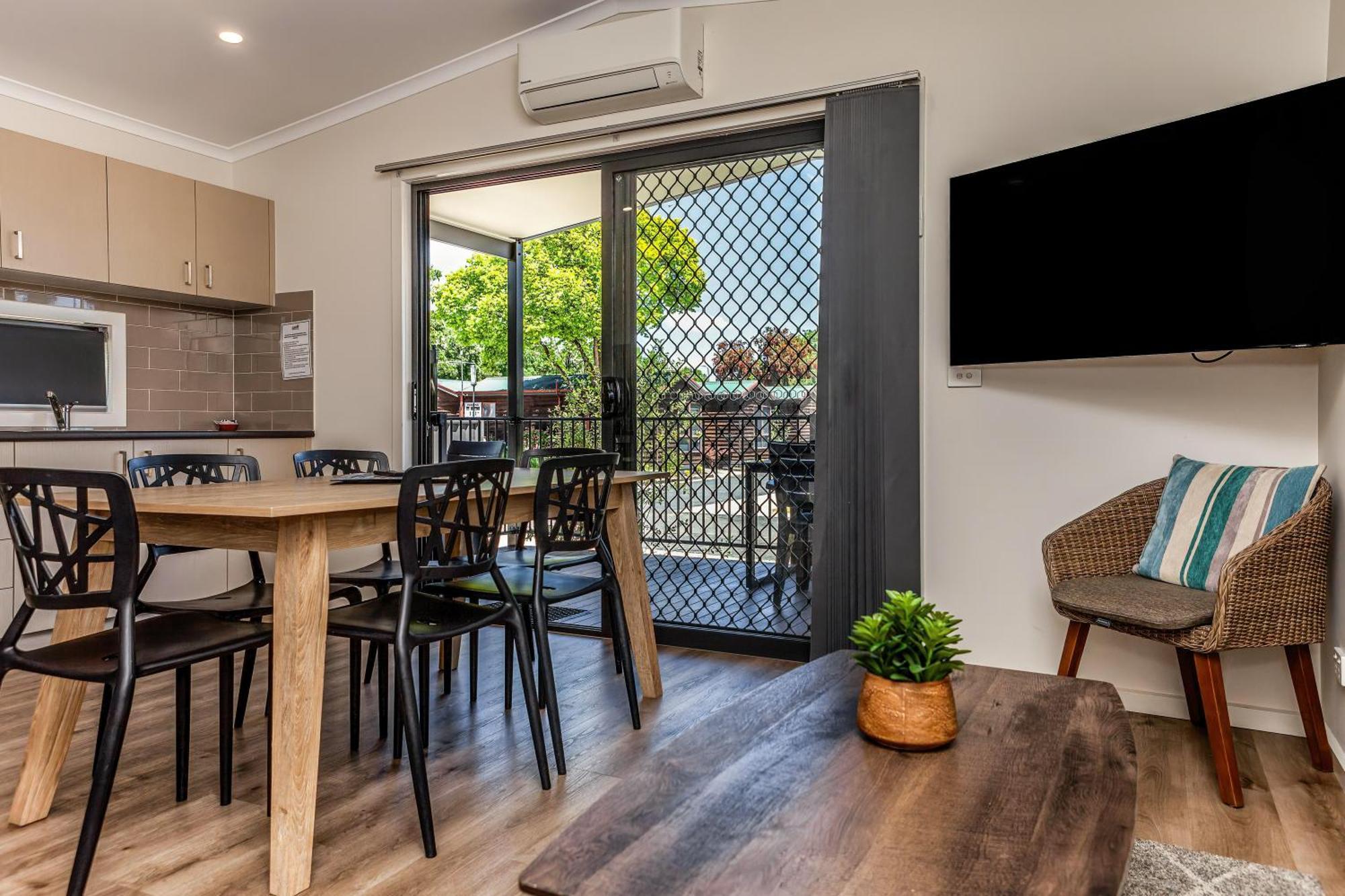 Big4 Albury Tourist Park Hotell Exteriör bild
