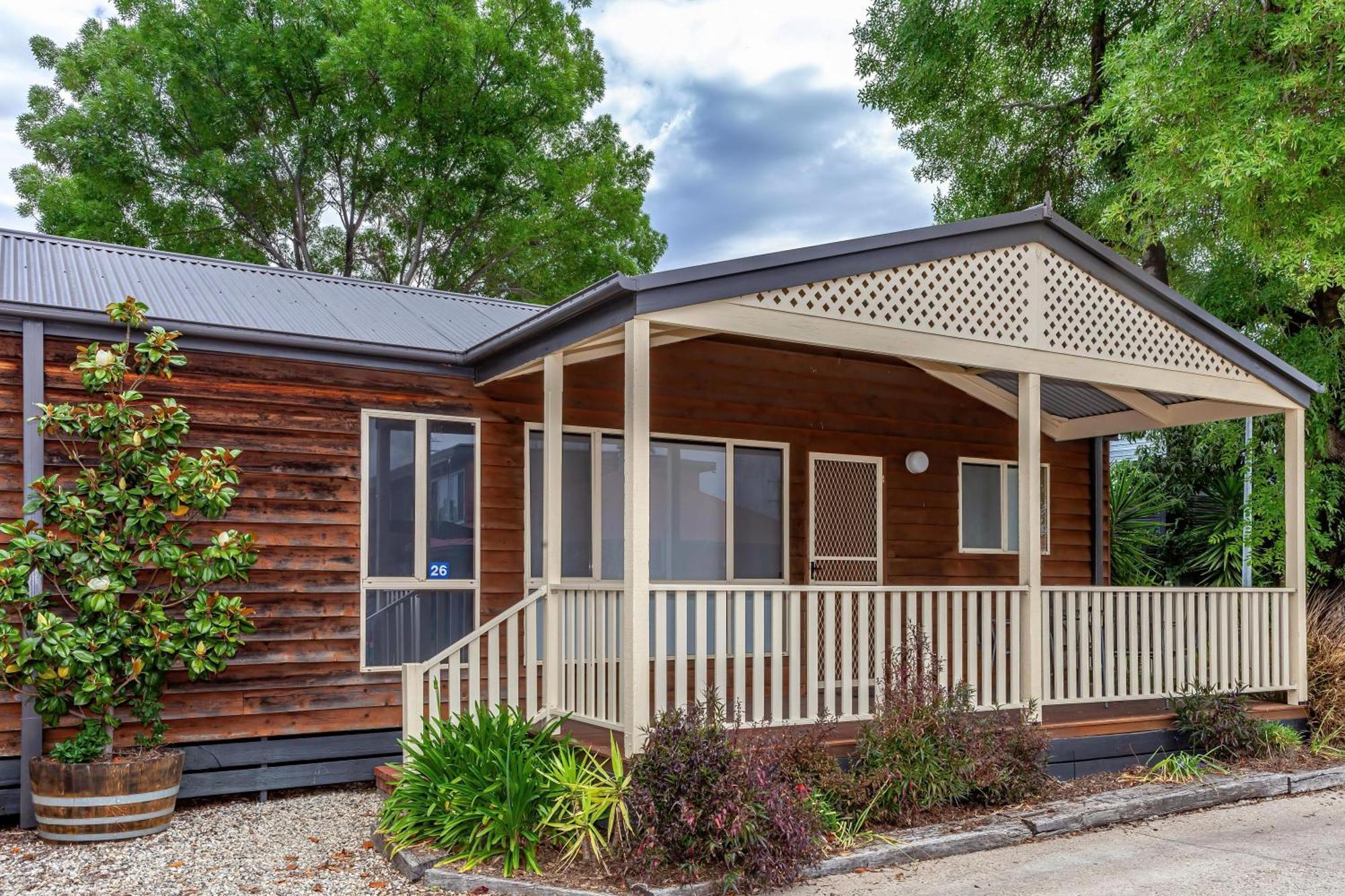 Big4 Albury Tourist Park Hotell Exteriör bild